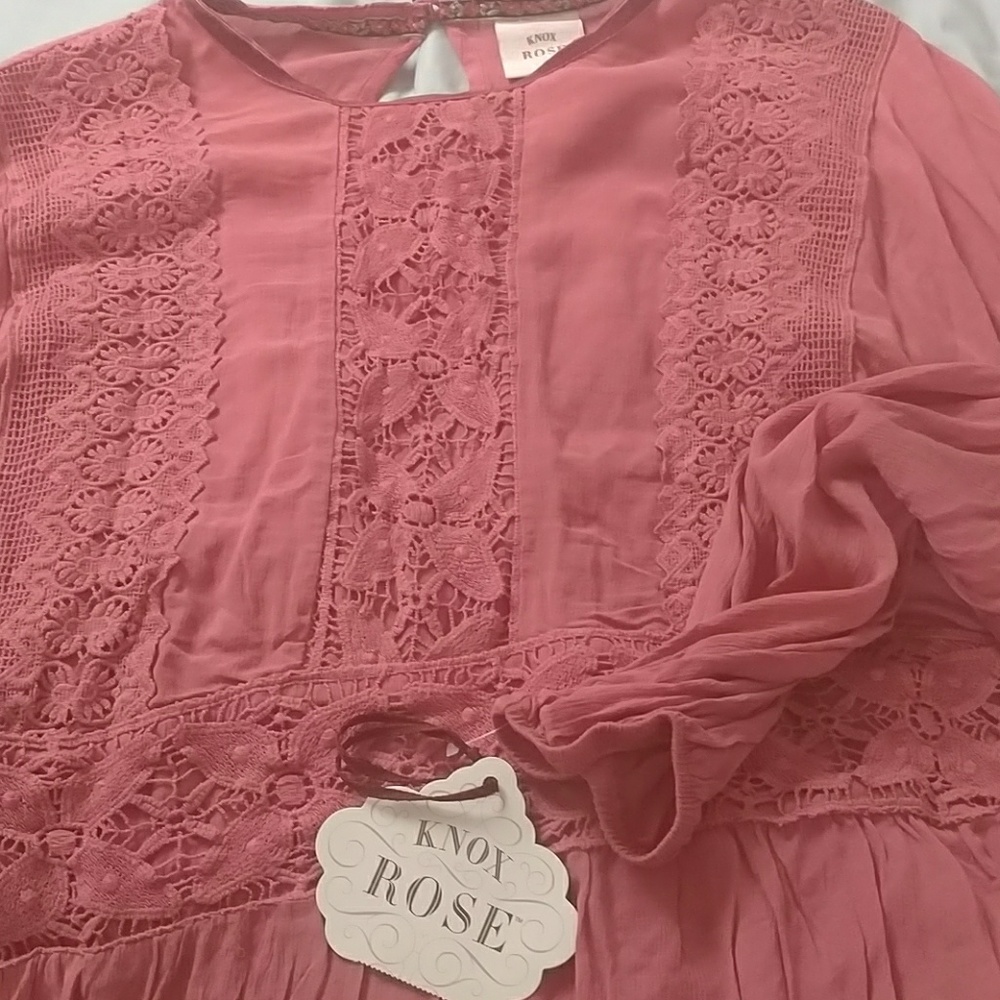 Long sleeve pink blouse